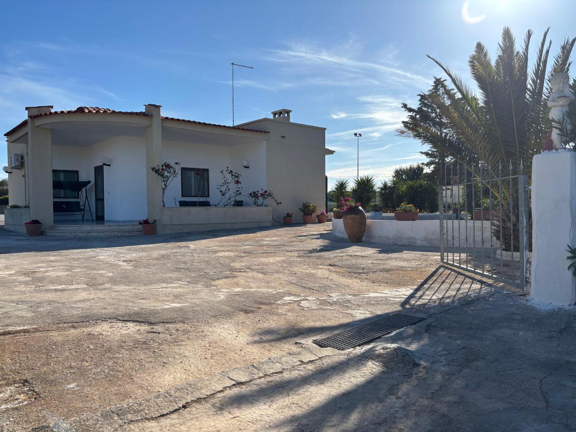 Lilly'S House Villa Torre Santa Sabina Bagian luar foto