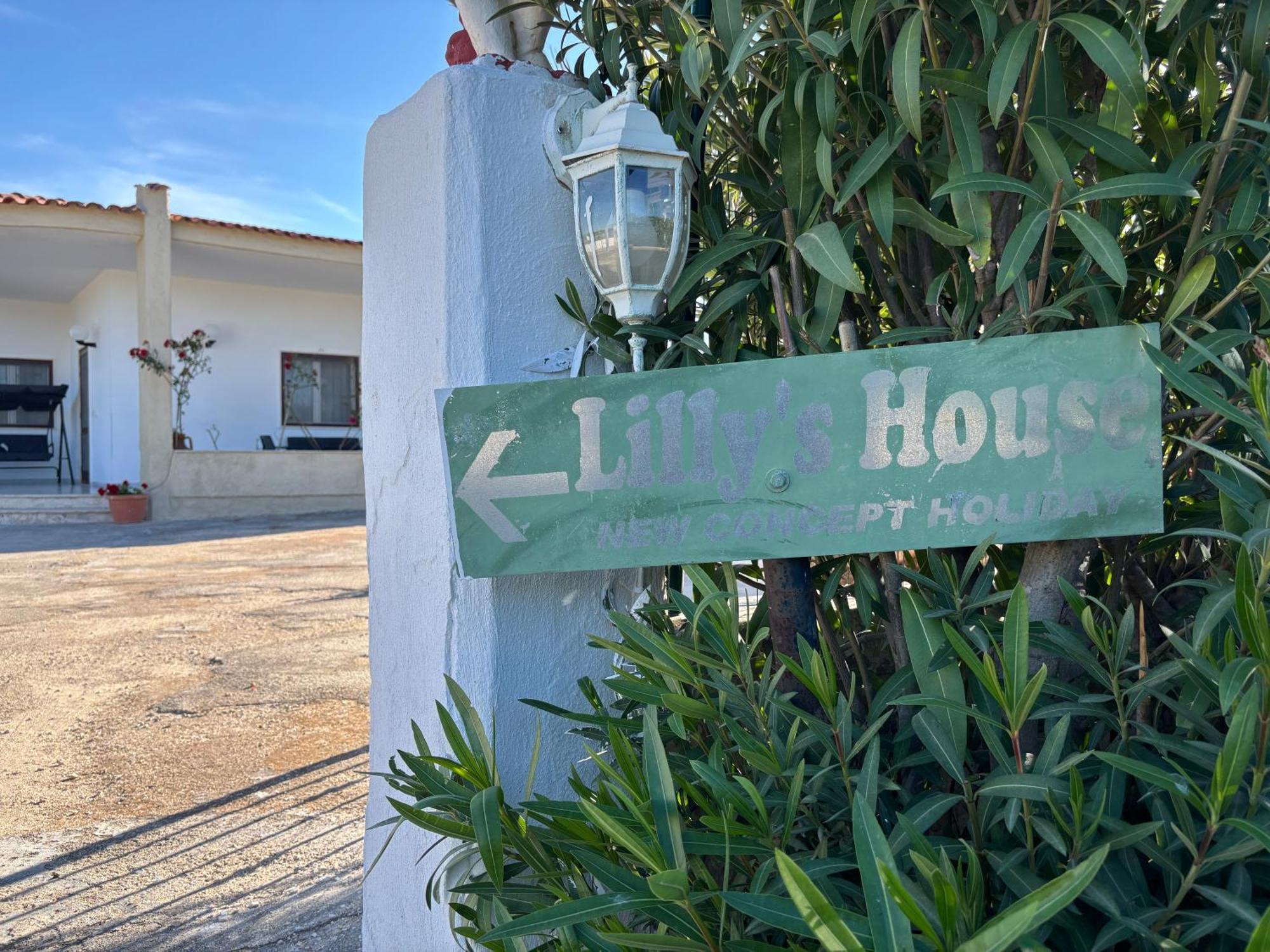 Lilly'S House Villa Torre Santa Sabina Bagian luar foto