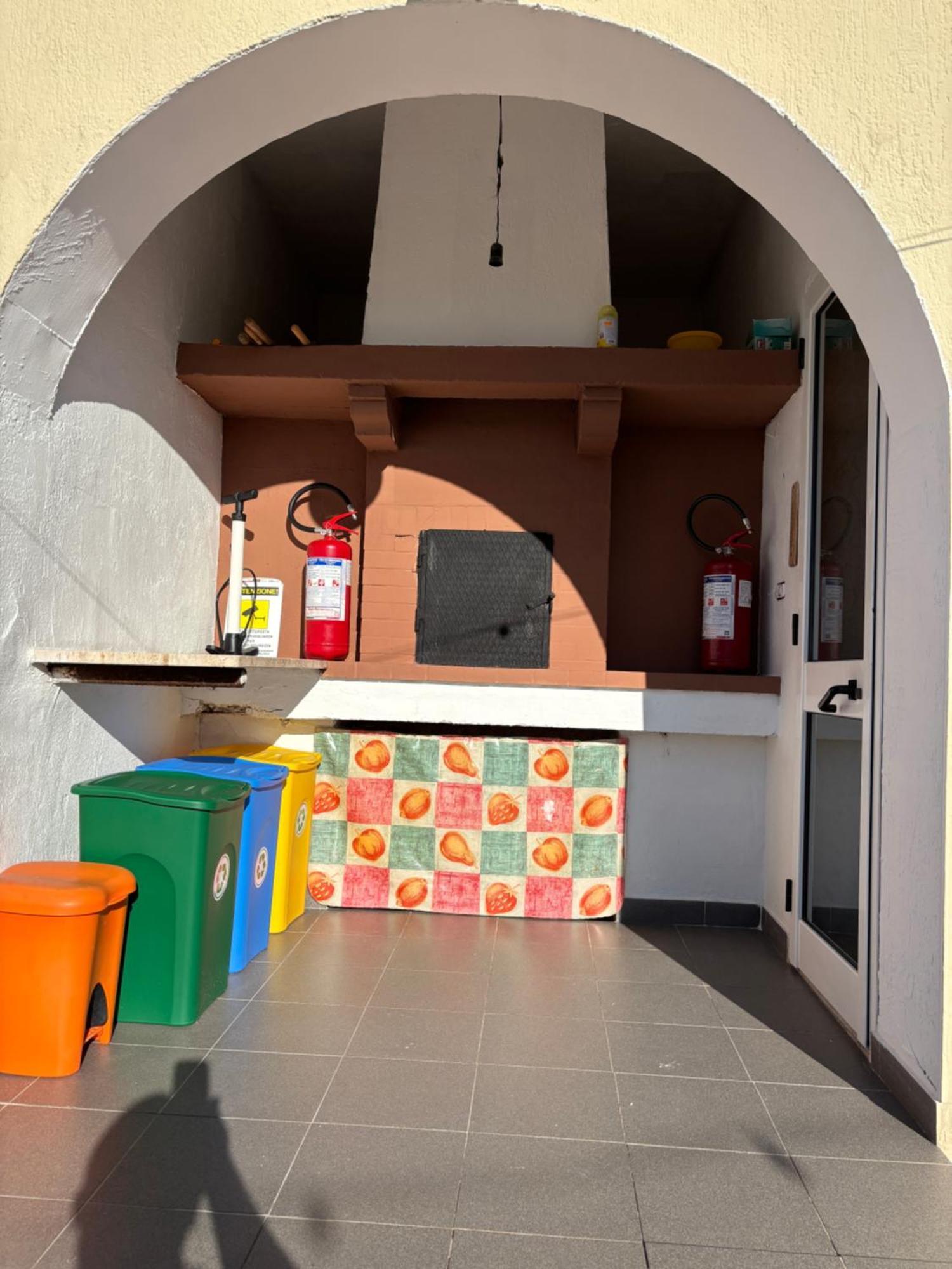 Lilly'S House Villa Torre Santa Sabina Bagian luar foto