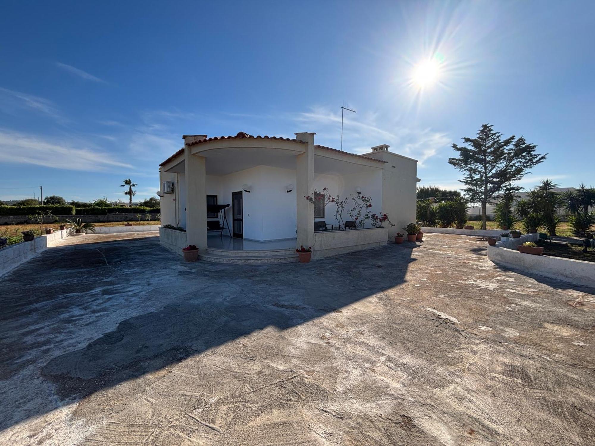 Lilly'S House Villa Torre Santa Sabina Bagian luar foto